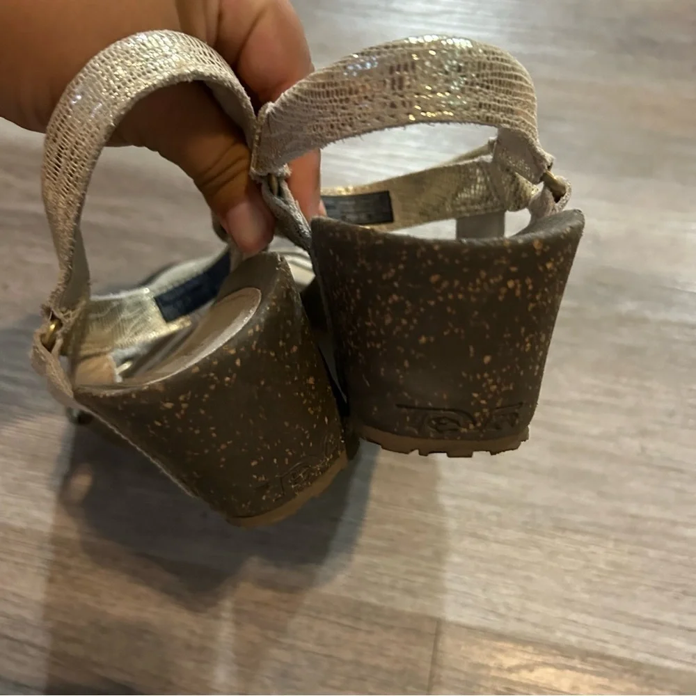 TEVA Ventura Leather Cork Wedge 2 Rialto Sandals Metallic